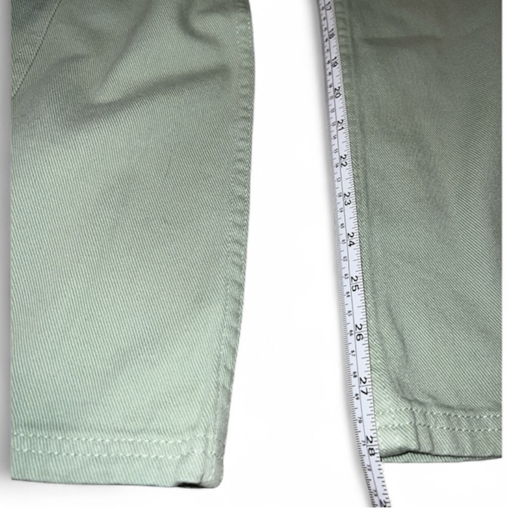 Mid-Rise Wide Leg Cargo Trousers in Sage Green - Picture 6 of 8